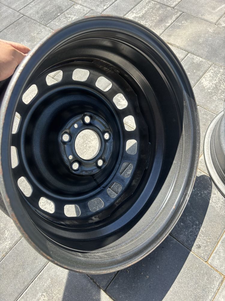 Felgi 15” 5x108 et 42 Citroen Berlingo Peugeot Rifter Opel Combo life