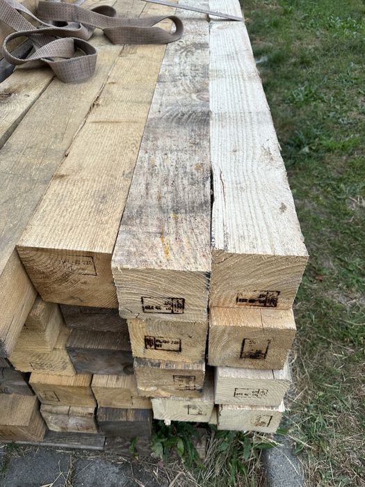 Kantówki, drewno konstrukcyjne, belki, belki drewniane, krokwie