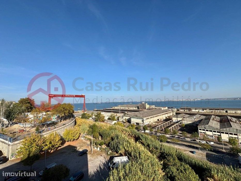 Apartamento T2 com vista Rio, na Quinta da Alegria, Cacilhas, Almada