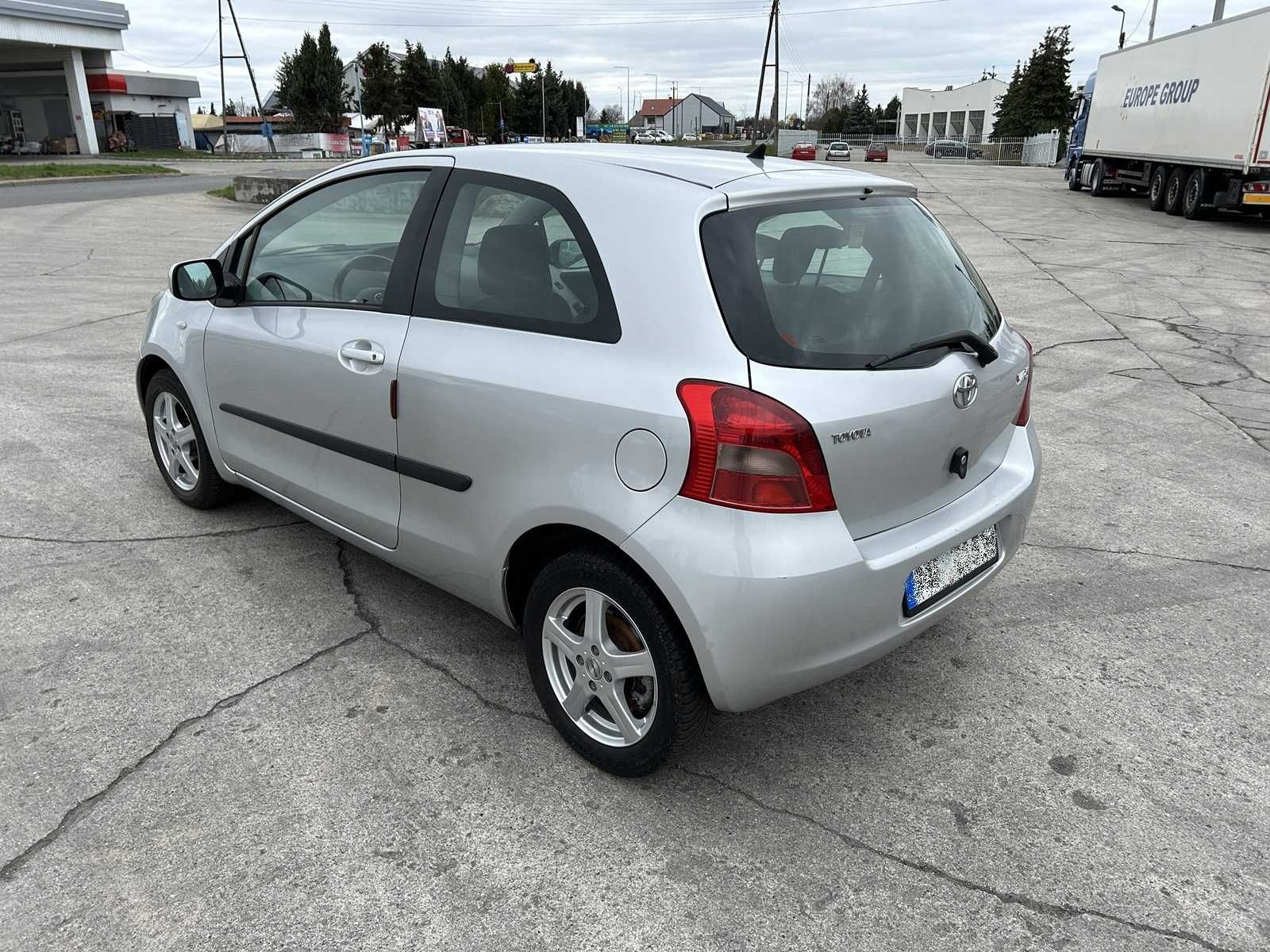 Toyota Yaris 1,3 *klima* ALU