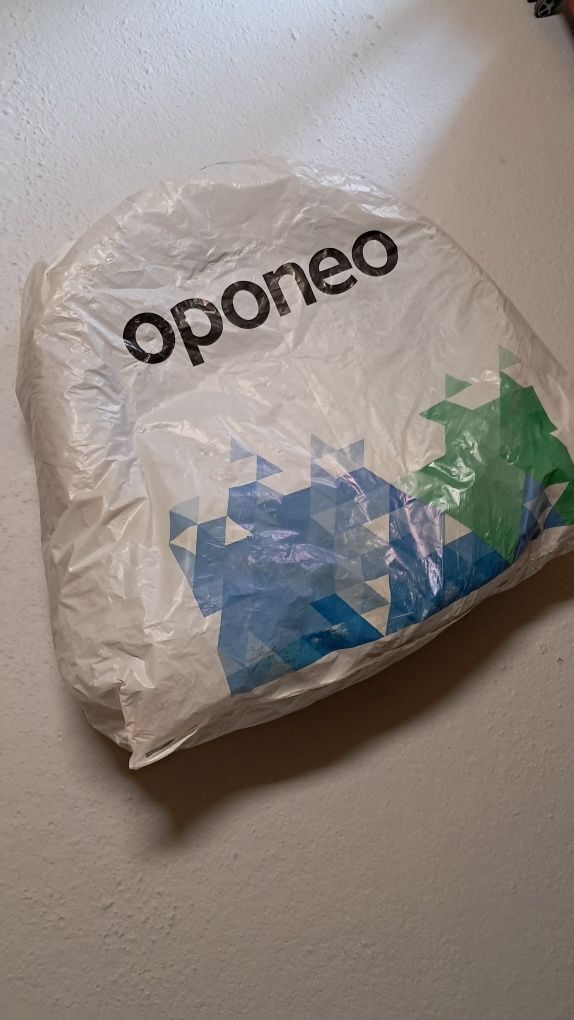 4 opony zimowe 235/45/18 Imperial
