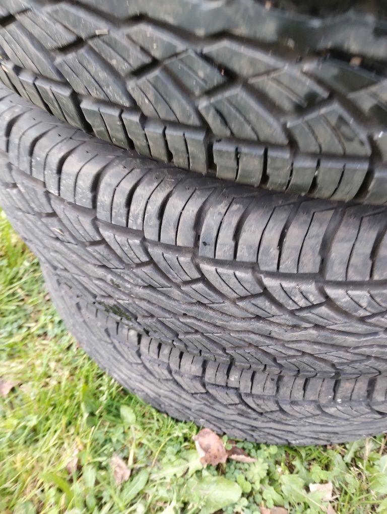 komplet opony całorocznych  215/80R16 FALKEN bieżnik jak nowy polecam