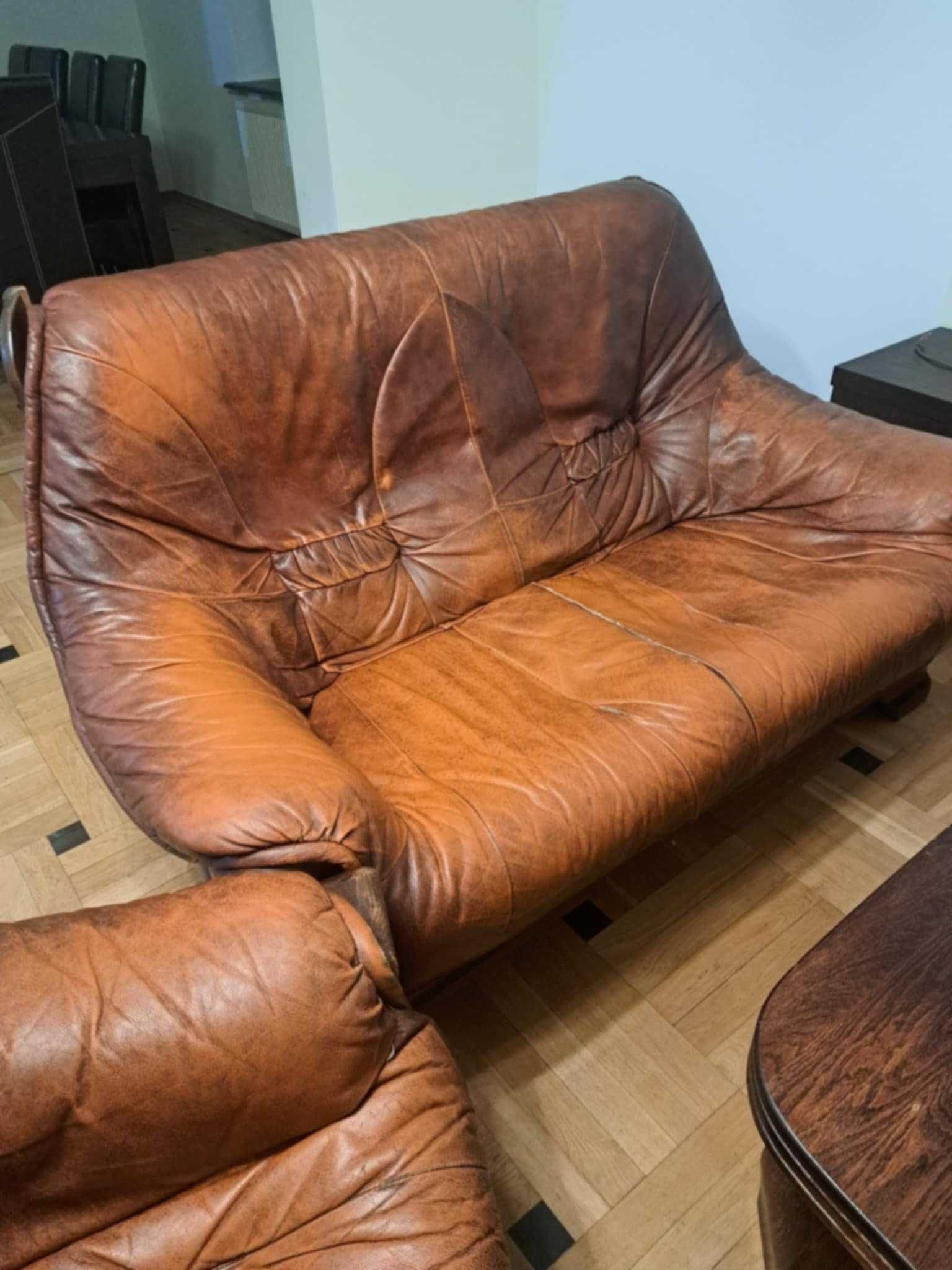 sprzedam meble skórzane 2szt. sofy mniejsza i większa  oraz fotel