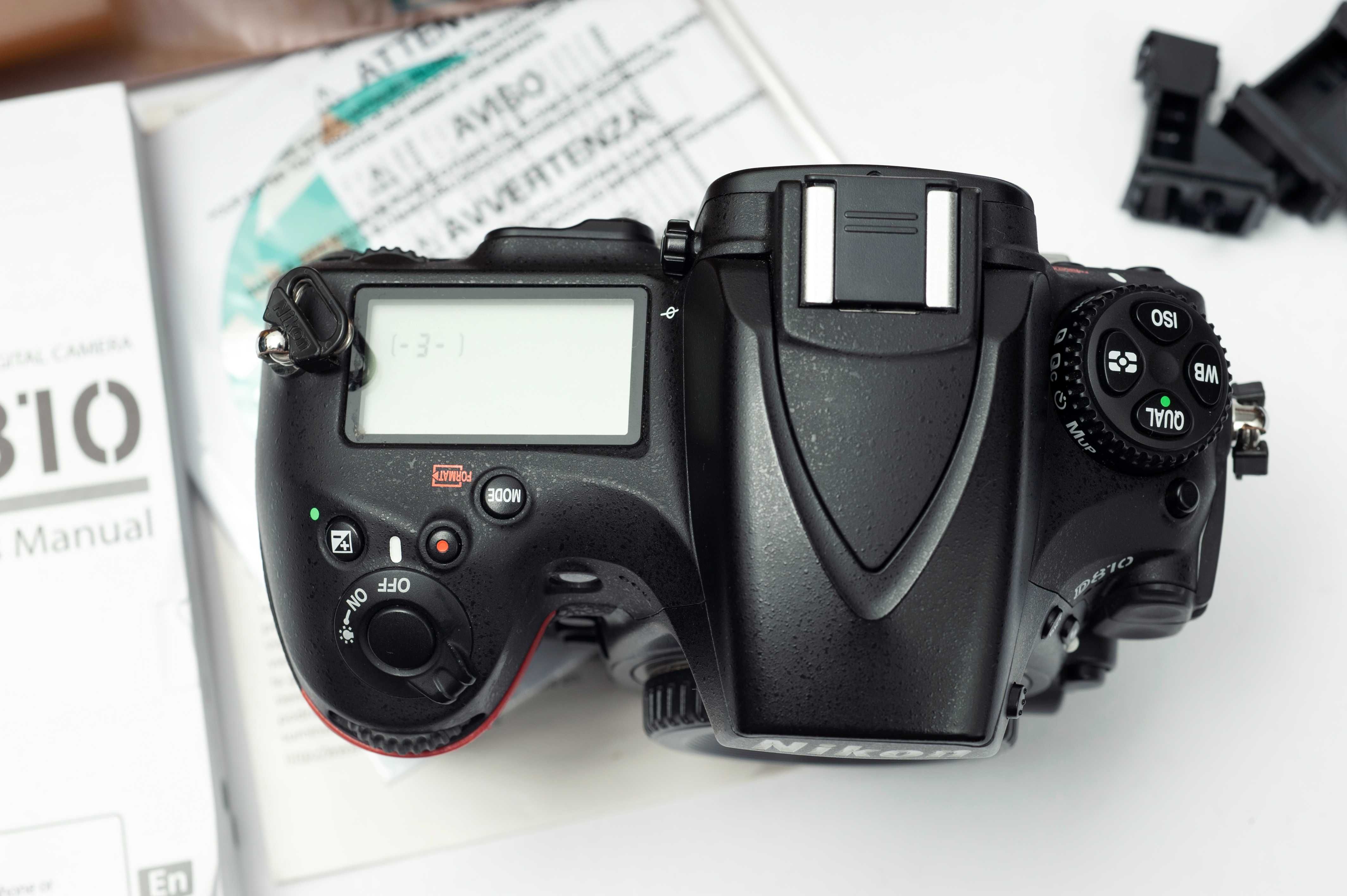 Nikon D810 (cerca de sete mil  disparos)