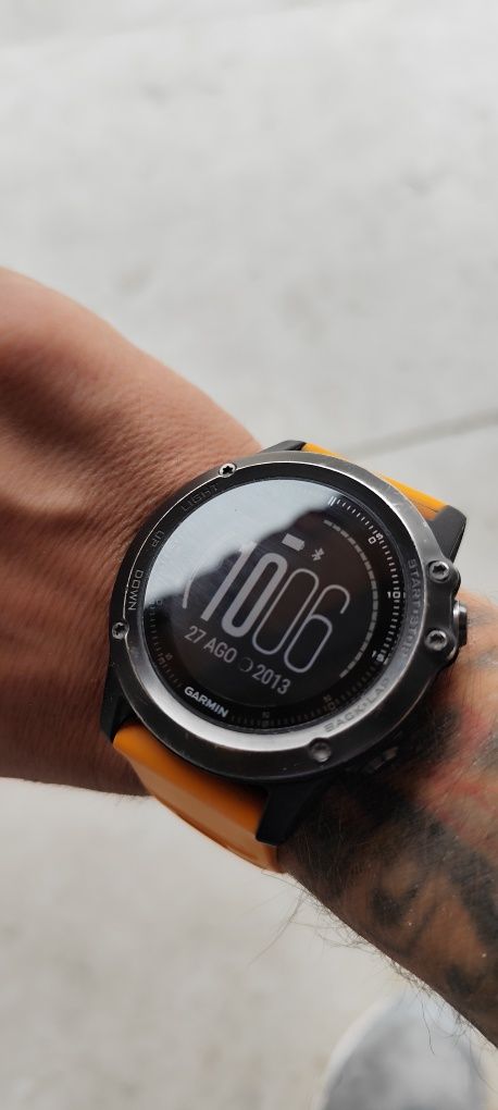 Relógio Garmin Fênix 3HR