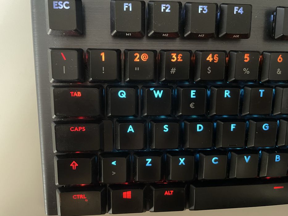 Logitech g915 TKL - Teclado gaming
