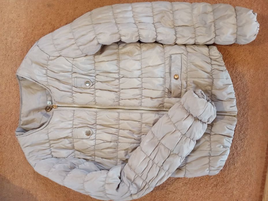 Продам жіночу куртку