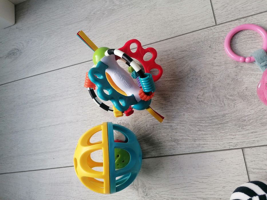 Grzechotki gryzaki zabawki kontrastowe Canpol Baby