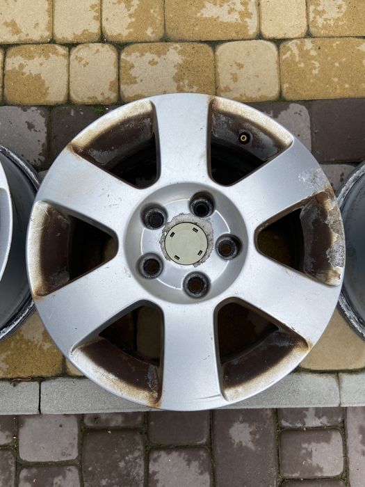 Оригінальні диски skoda r15 5/112 et47