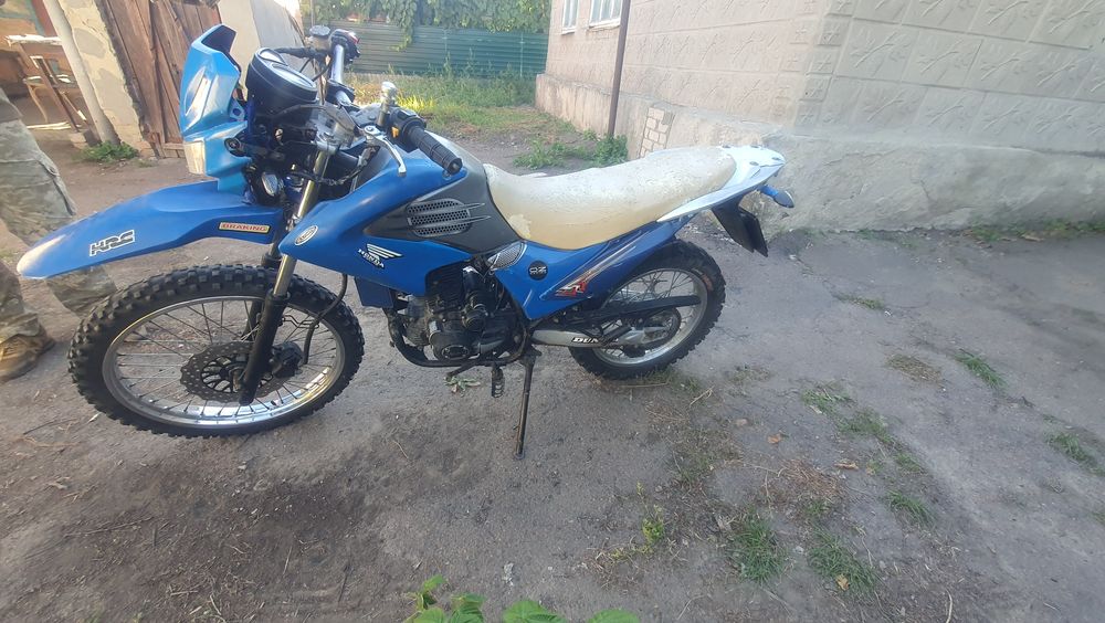 Мотоцикл SKYBIKE RT200Y-A