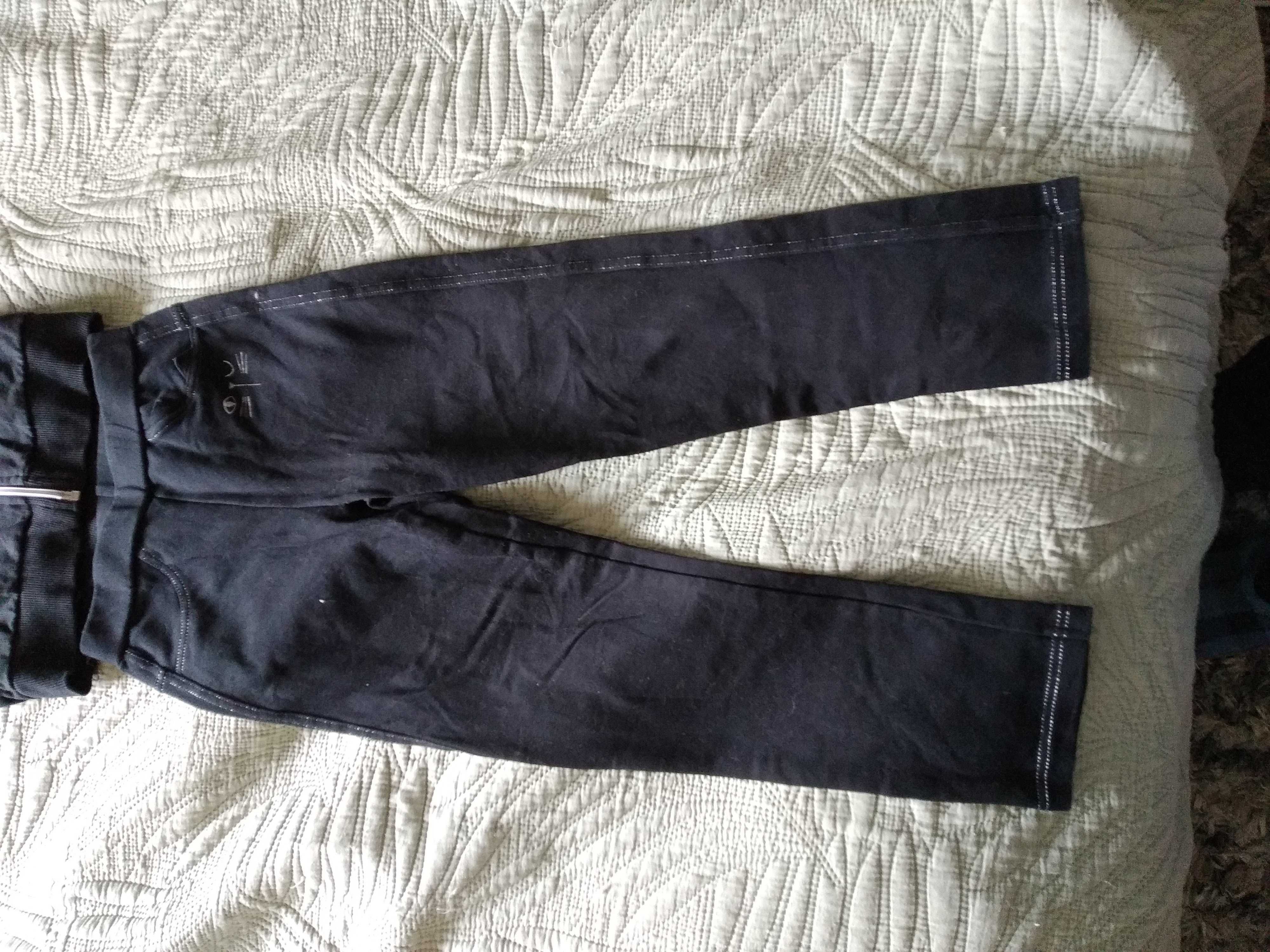 Dres czarny COCCODRILLO komplet rozm. 122