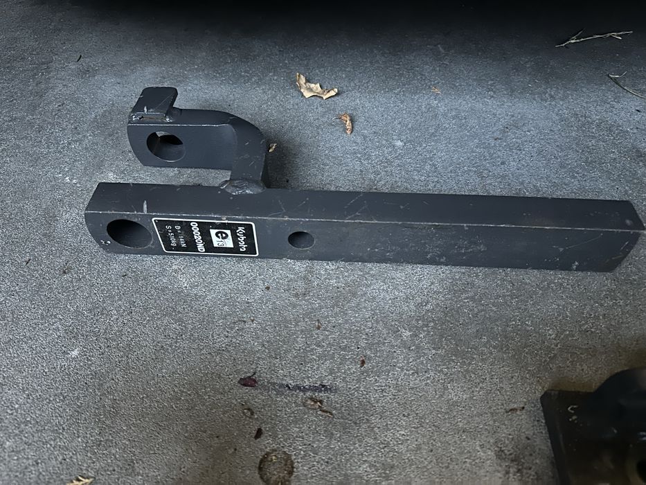 Oryginalny Zaczep dolny polowy KUBOTA seria B BX L belka