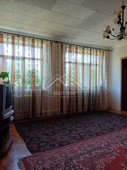 Продам маєток в с. Новоукраїнське ( ст. Нива Трудова) Євідновл.ення.