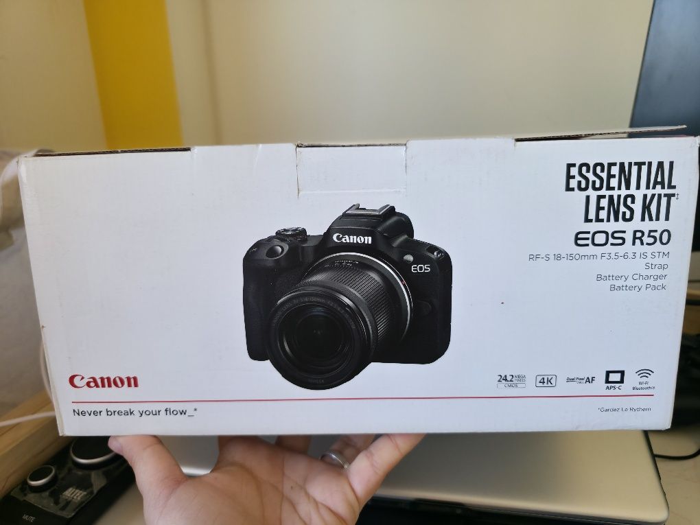 R50 com lente 18-150mm com garantia e caixa