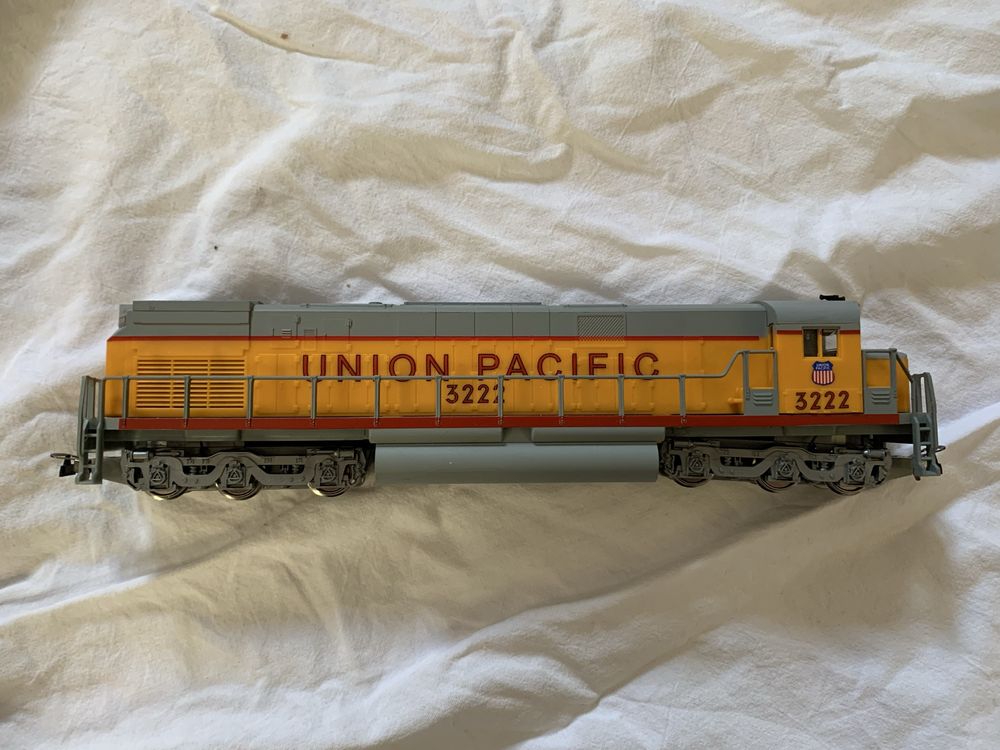 Kolejka elektryczna Mehano T113 Zestaw startowy Cargo Train 1:87