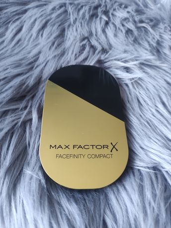 Puder Max Factor Facefinity Compact 040 creamy ivory nowy