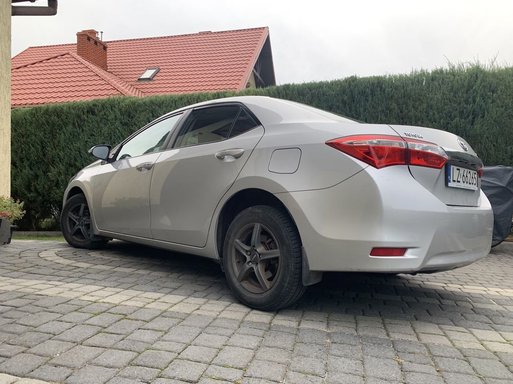 Toyota Corolla 1.6 132KM