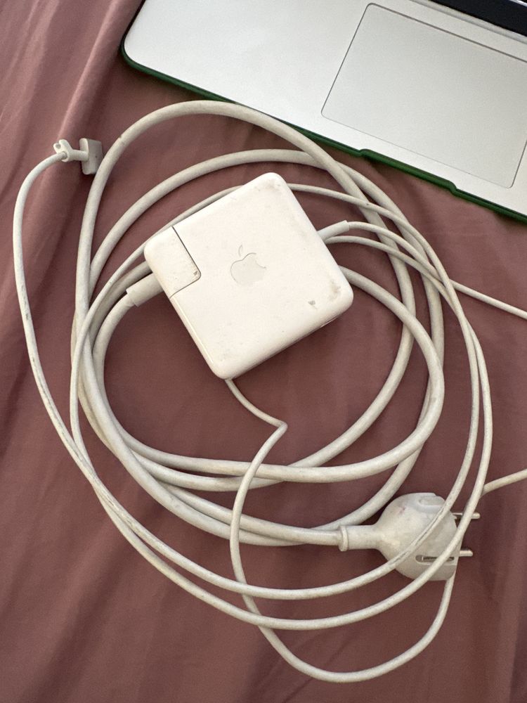 MacBook Air 2017 13 cali  stan bardzo dobry