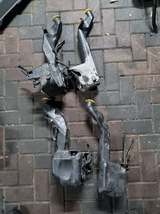 Бачок омивача скла Опель Астра Н Опель Зафіра В