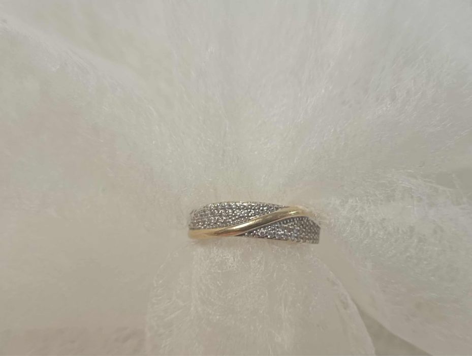 Złoty pierścionek 585 waga 2.33 g rozmiar 11