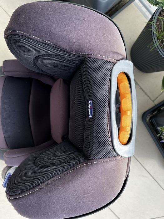 Fotelik samichodowy chicco