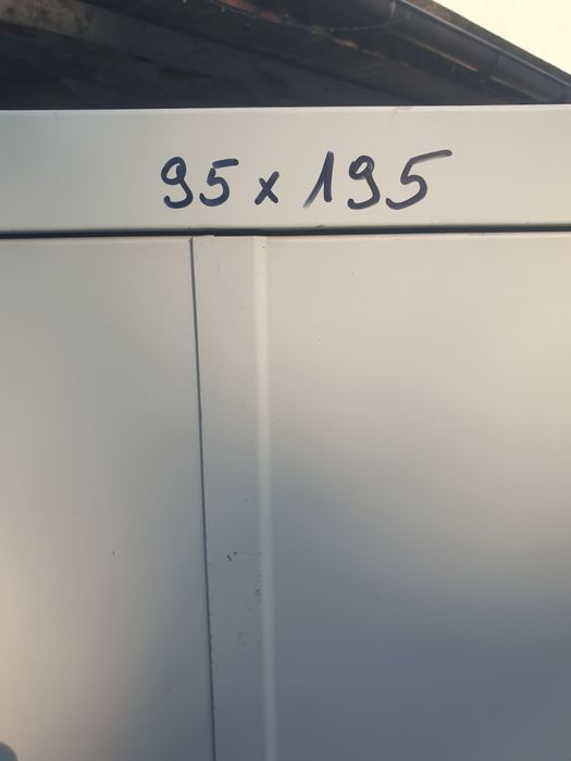 Szafa narzędziowa szafa pancerna kasa pancerna szafa z półkami