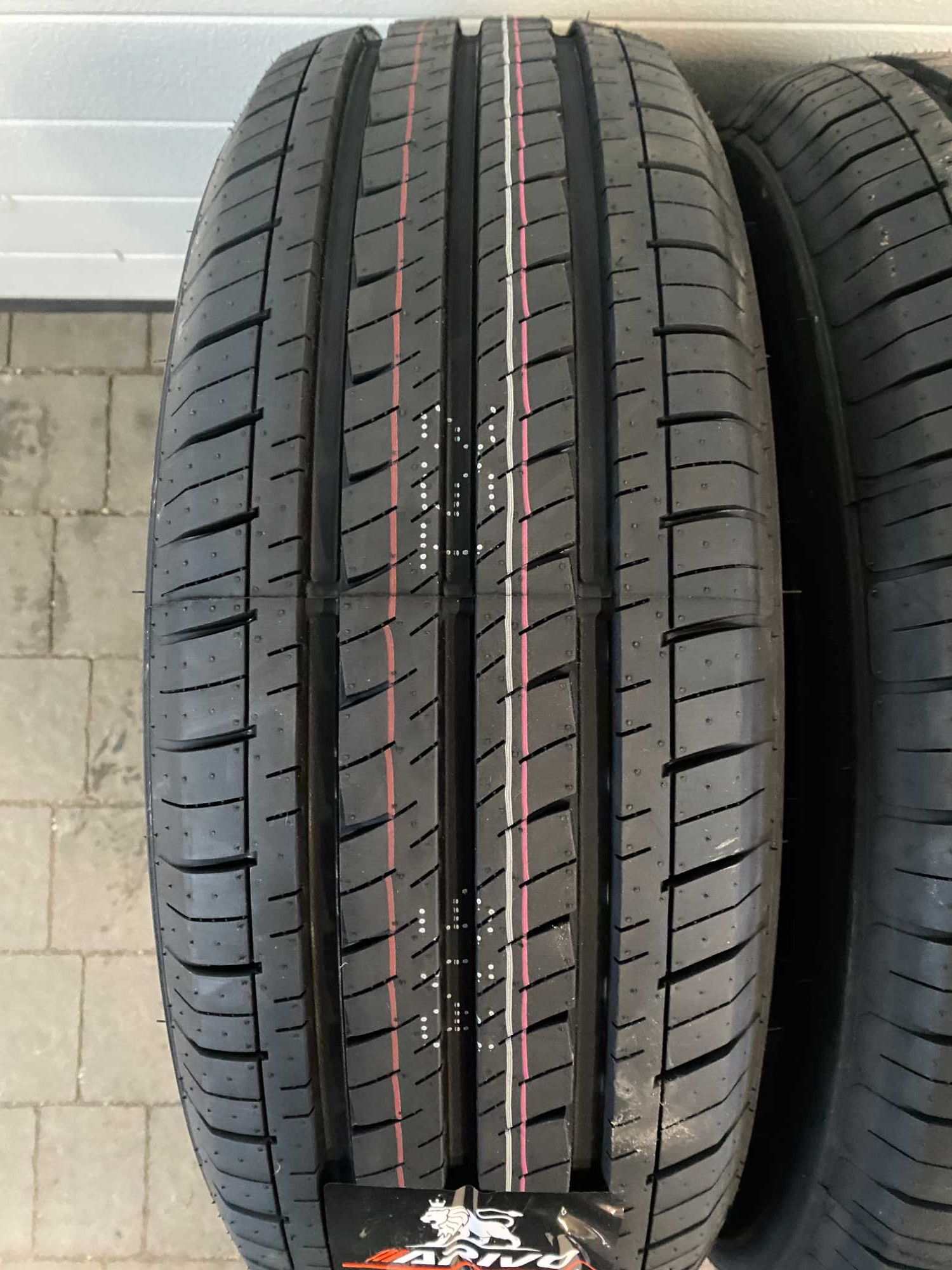 4x 215/65 R.16C 109/107T Arivo Transito ARZ6-C BUS wzmacniana 2024