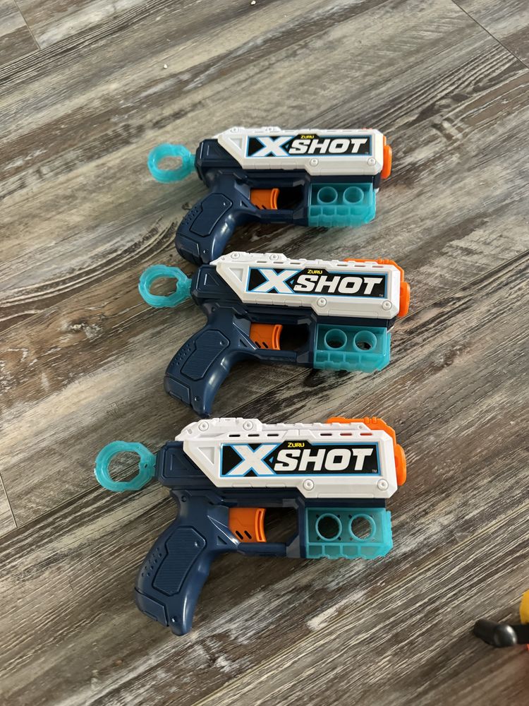Пістолети Nerf стан нових