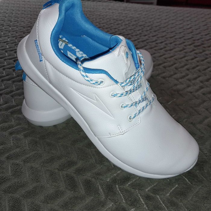 Кросівки Restime