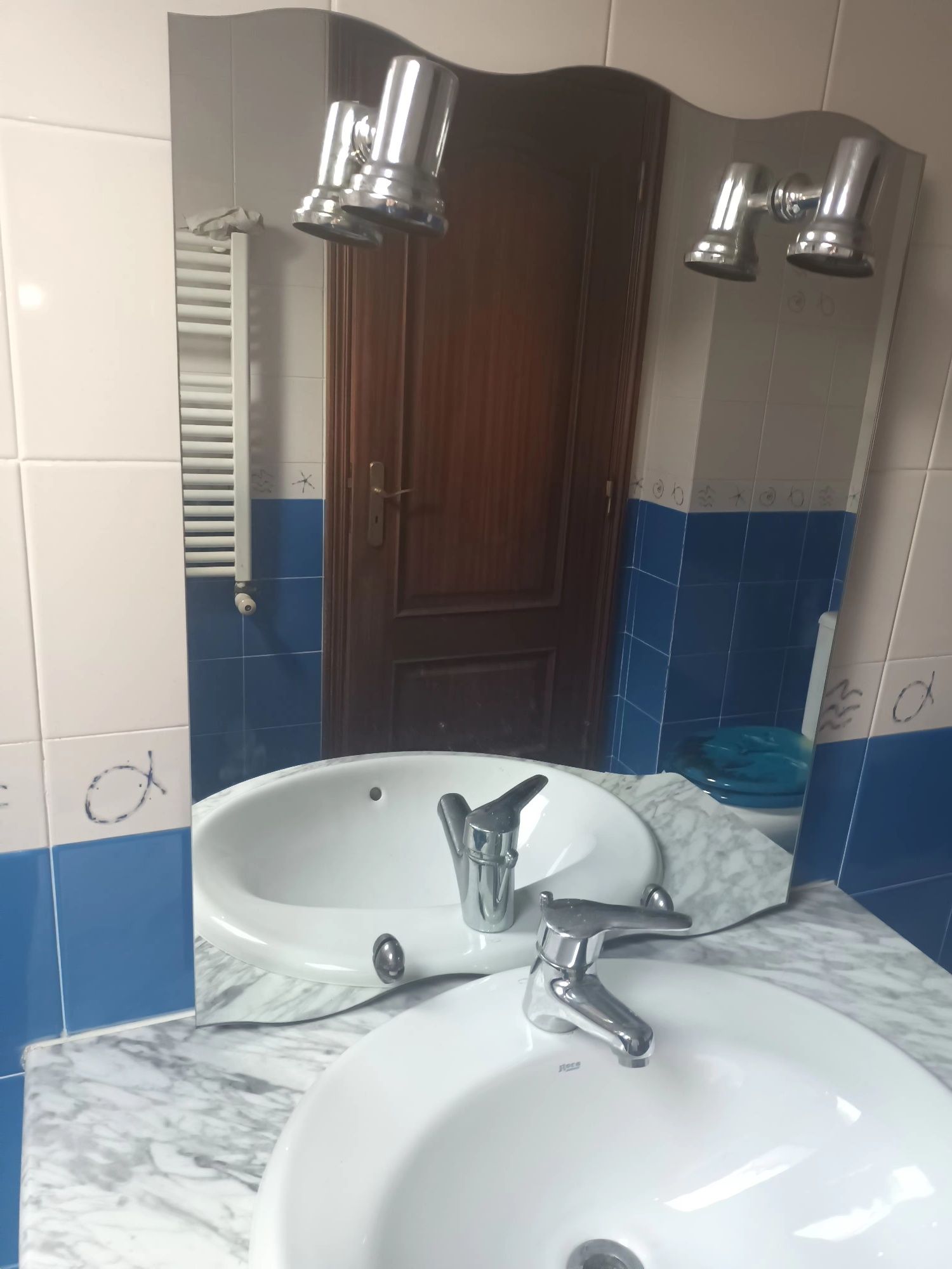 Espelho de casa de banho