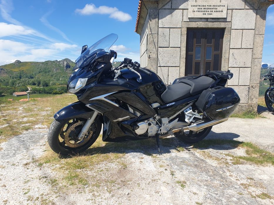 Vendo yamaha FJR 1300 excelente estado