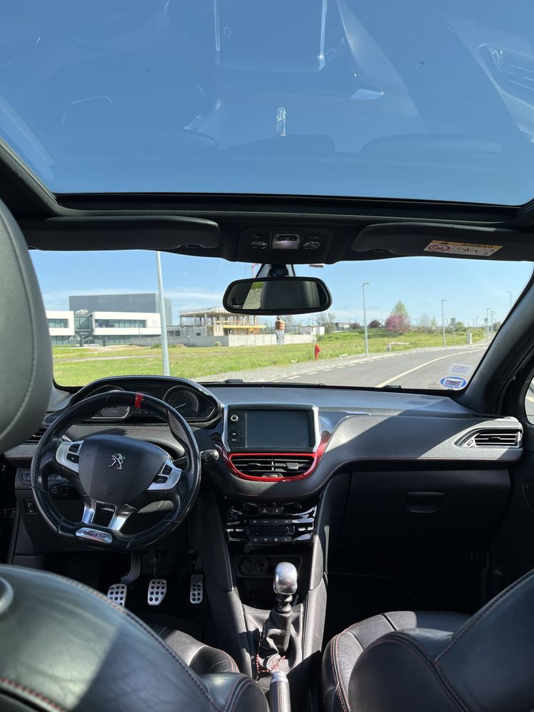 Peugeot 208 GTI 1.6