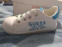 Nowe adidasy dziecięce Guess