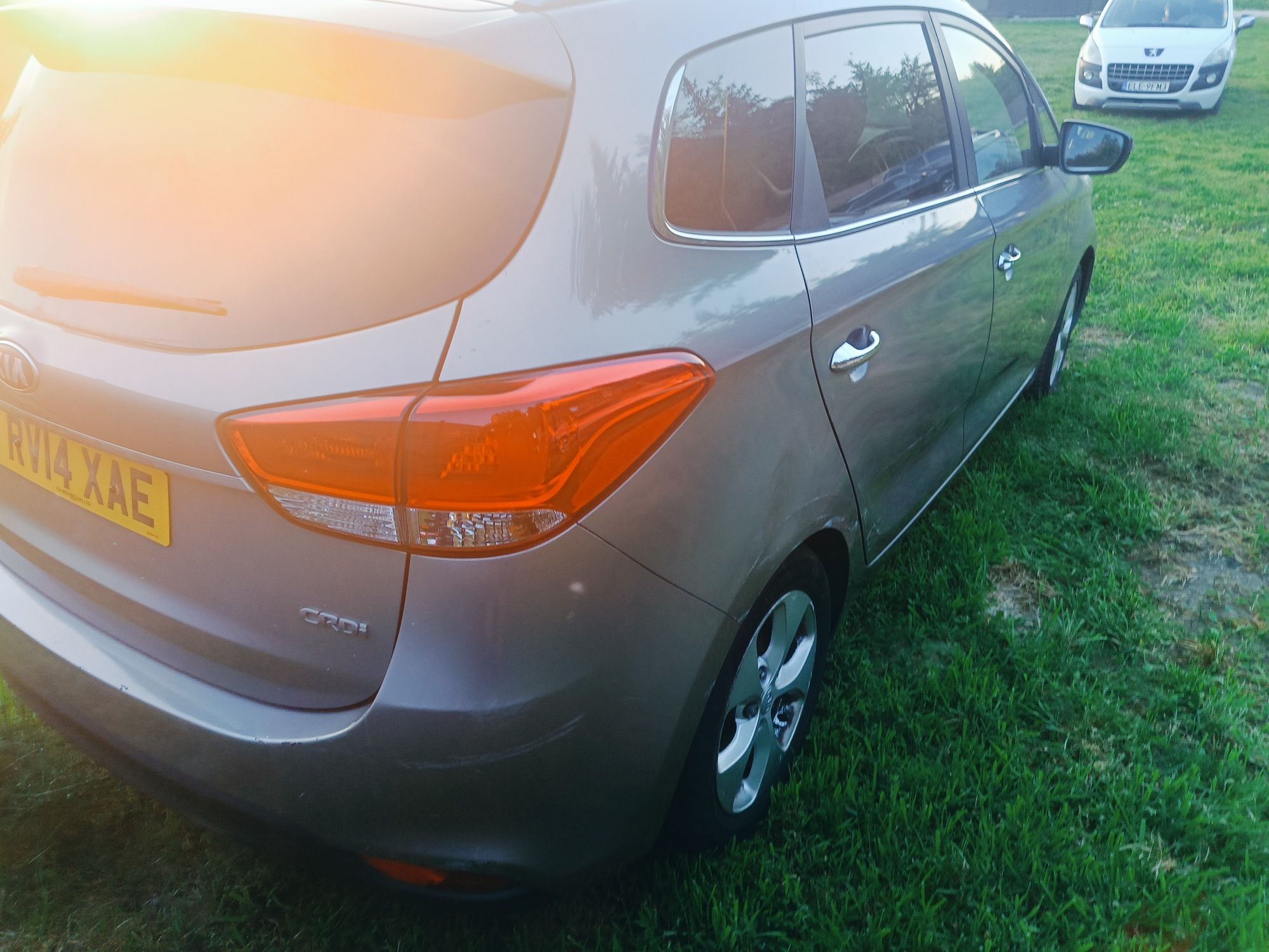 Kia carens 1.7 crdi automat anglik