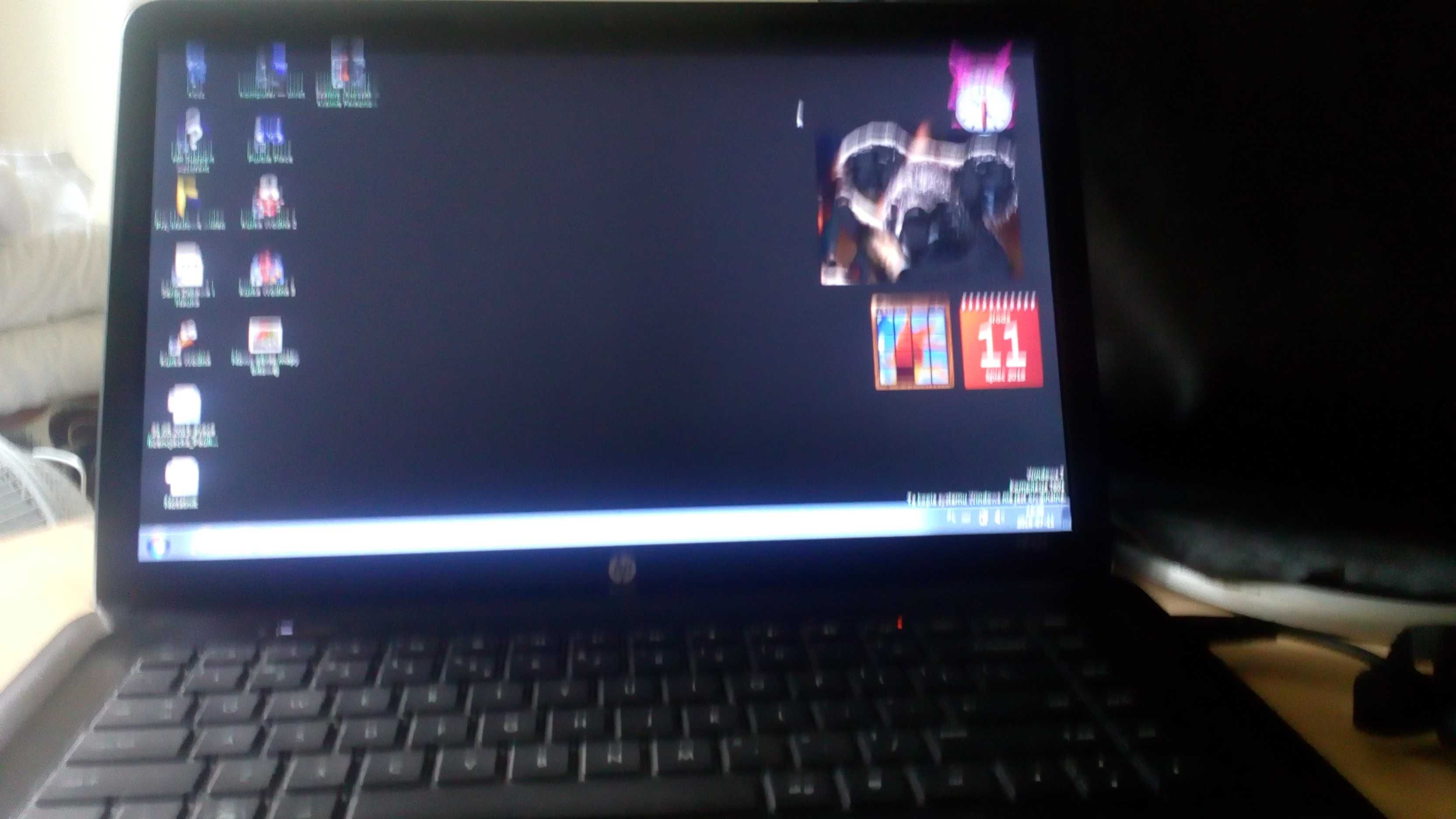 Firmowy laptop 16:9