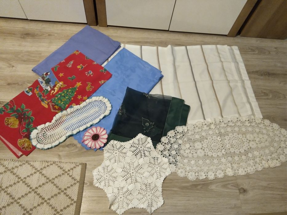 Obrusy/bieżniki/serwetki - zestaw