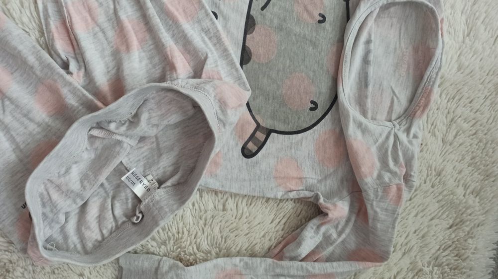 Piżama Reserved Pusheen 110/116