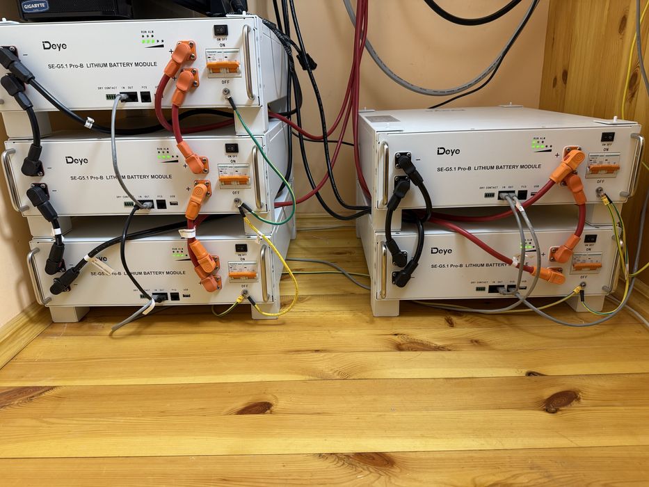 Акумуляторы Deye SE-G5.1Pro-B LiFePO4 51,2V 100Ah