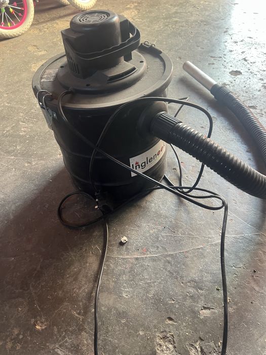 Odkurzacz do czyszczenia kominkow