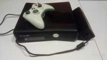Xbox 360 HD terabyte - Completa cabos incluídos + 4 comandos