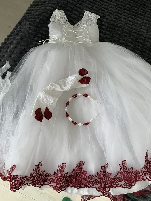 Сукня до першого причастя