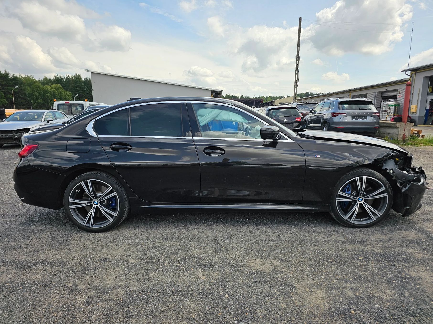 BMW Seria 3 330e xDrive M-Sport, Merino, 360Kamera, Lasery