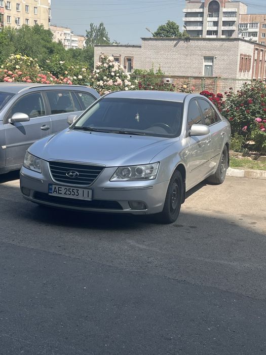 Hyundai Sonata NF 2.4 автомат