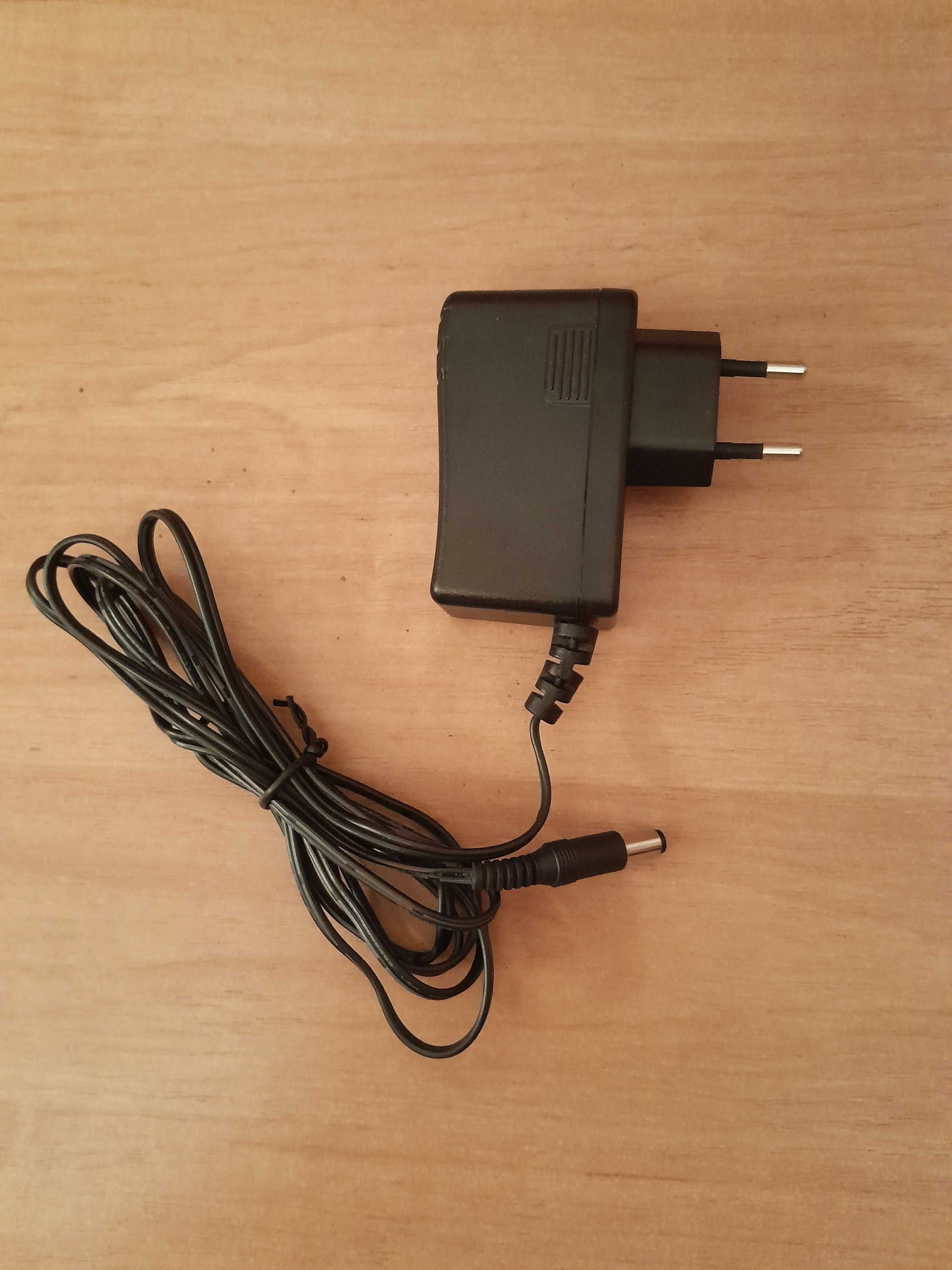 Продам блоки питания  3,7V, 4,75V, 5V, 9V, 12V на 0,5А -4 А. Недорого!