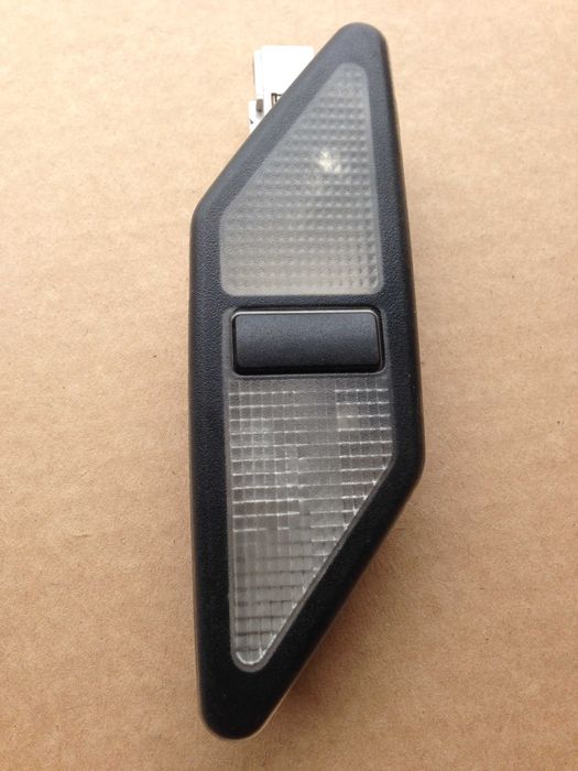 Чёрная фурнитура потолка Е36 купе,седан,тур (козырьки, плафоны, ручки)