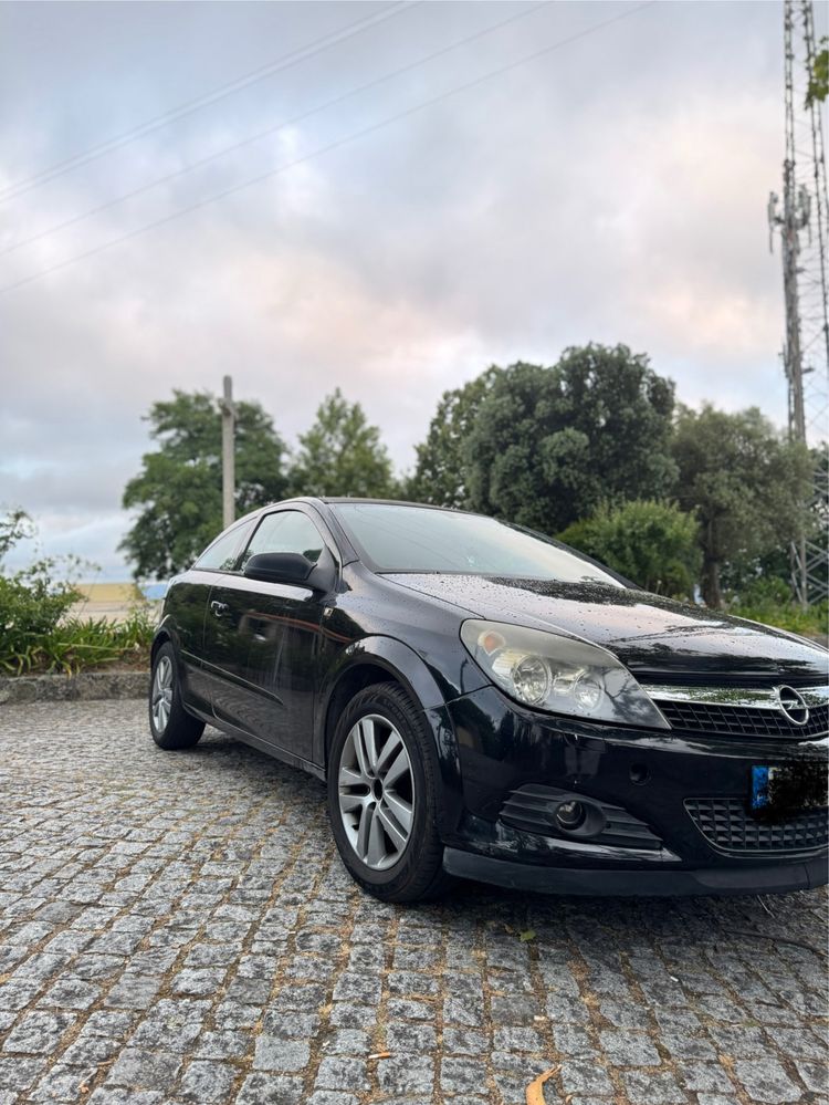 Opel Astra GTC 1.3