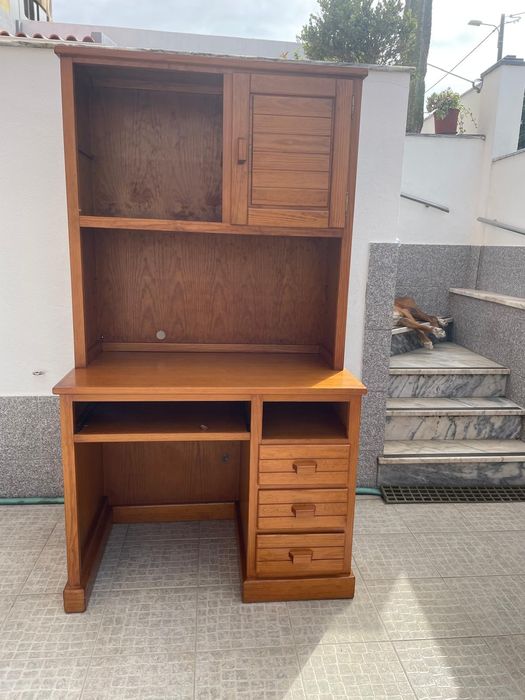 Conjunto de secretaria e móvel