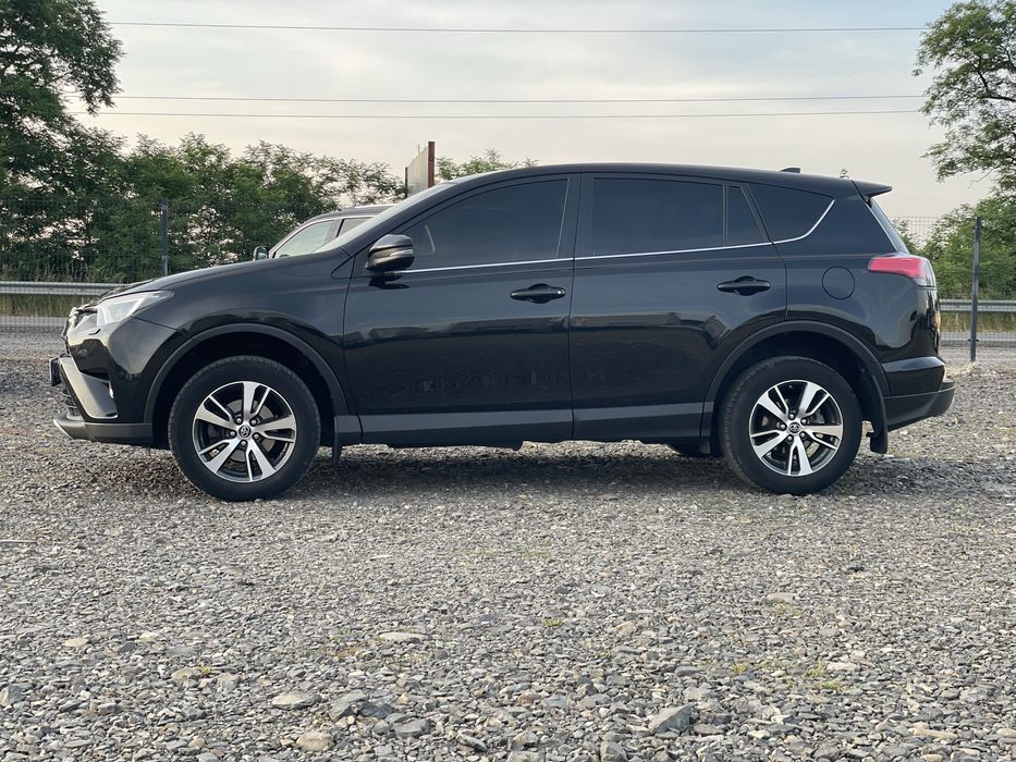 Тойота рав-4 Автомат 4х4