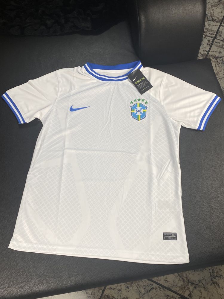 Camisola edição especial Brasil 2022/23