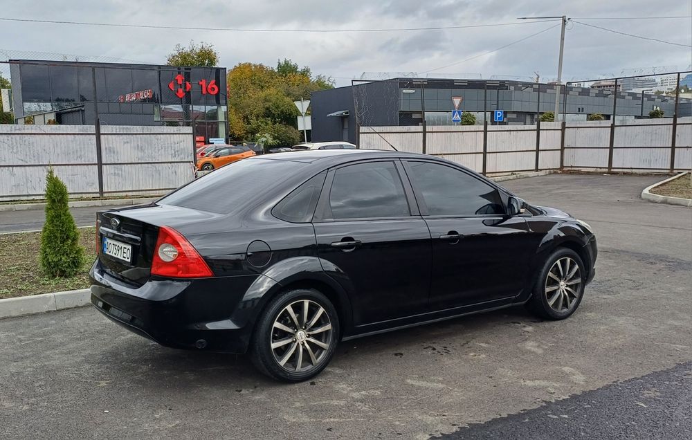 Форд Фокус 1.6 газ/бенз